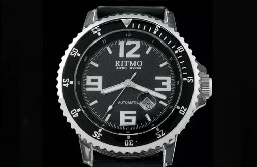 Wie man eine Ritmo Mundo-Uhr mit einem Uhrenbeweger aufzieht