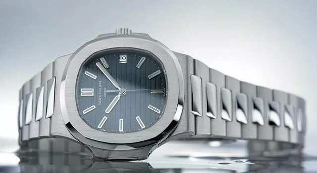 Metal strap